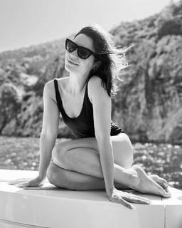 Ida Galich feet photo 10