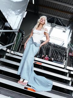 Ida Galich feet photo 12