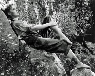 Ida Lupino feet photo 3