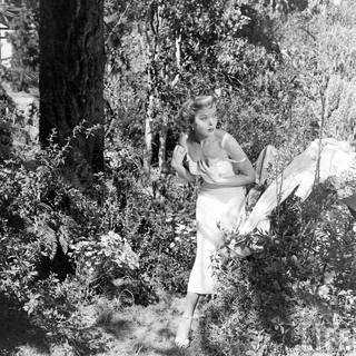 Ida Lupino feet photo 3