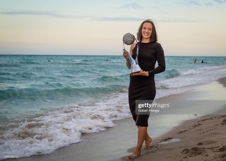 Iga Swiatek feet photo thumbnail