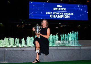 Iga Swiatek feet photo thumbnail