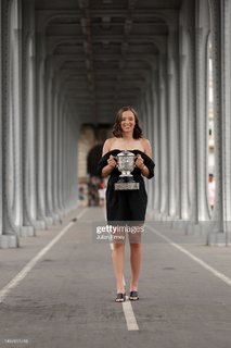 Iga Swiatek feet photo thumbnail