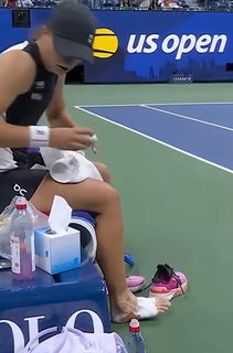 Iga Swiatek feet photo thumbnail