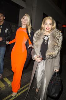 Iggy Azalea feet photo thumbnail