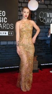 Iggy Azalea feet photo thumbnail
