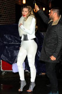 Iggy Azalea feet photo thumbnail