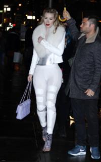 Iggy Azalea feet photo thumbnail