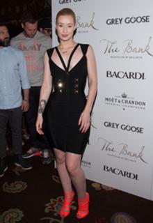Iggy Azalea feet photo thumbnail