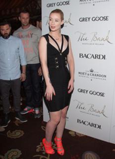 Iggy Azalea feet photo thumbnail