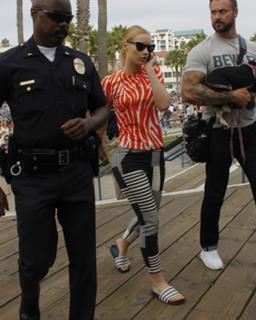 Iggy Azalea feet photo thumbnail
