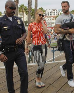 Iggy Azalea feet photo thumbnail