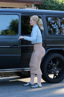 Iggy Azalea feet photo thumbnail