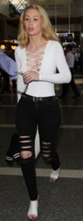 Iggy Azalea feet photo thumbnail