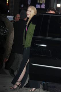 Iggy Azalea feet photo thumbnail