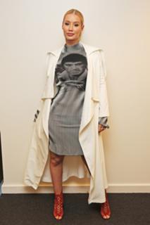 Iggy Azalea feet photo thumbnail