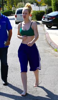 Iggy Azalea feet photo thumbnail