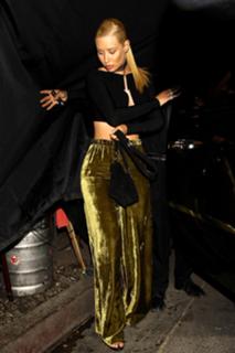 Iggy Azalea feet photo thumbnail