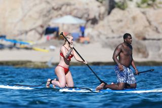Iggy Azalea feet photo thumbnail
