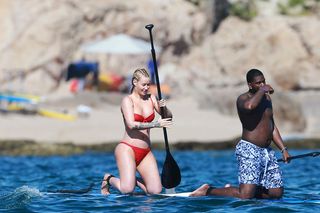 Iggy Azalea feet photo thumbnail