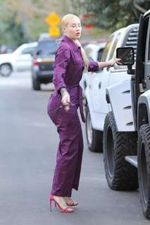 Iggy Azalea feet photo thumbnail