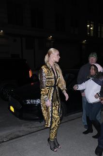 Iggy Azalea feet photo thumbnail