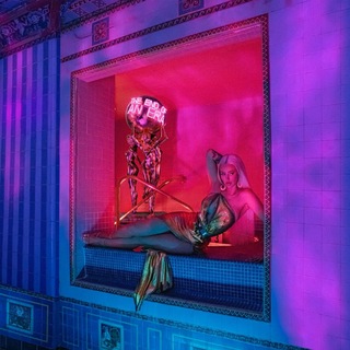 Iggy Azalea feet photo thumbnail