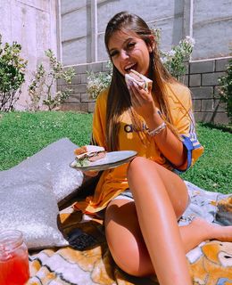 Ignacia Antonia feet photo 11