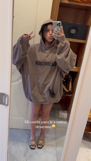 Ignacia Antonia feet photo 14