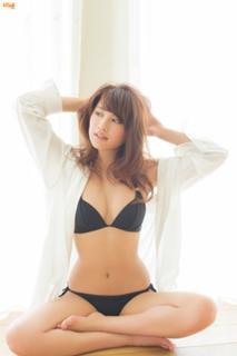 Ikumi Hisamatsu feet photo 4