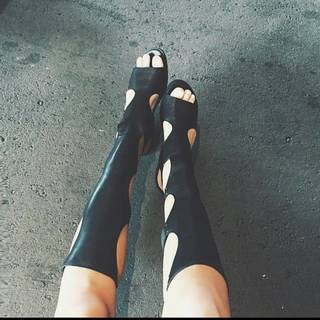Ilana Becker feet photo 8