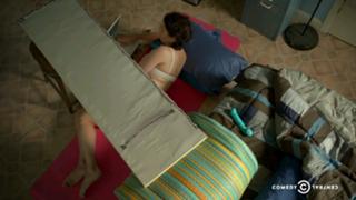 Ilana Glazer feet photo thumbnail