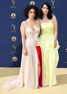 Ilana Glazer feet photo thumbnail