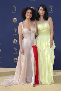 Ilana Glazer feet photo thumbnail