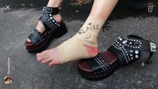Ilana Glazer feet photo thumbnail