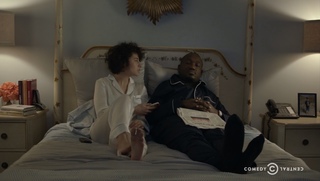 Ilana Glazer feet photo thumbnail