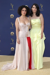 Ilana Glazer feet photo thumbnail