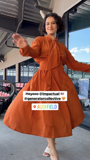 Ilana Glazer feet photo thumbnail