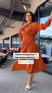 Ilana Glazer feet photo thumbnail