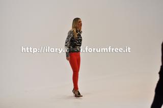 Ilary Blasi feet photo thumbnail