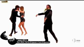 Ilary Blasi feet photo thumbnail