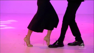 Ilary Blasi feet photo thumbnail