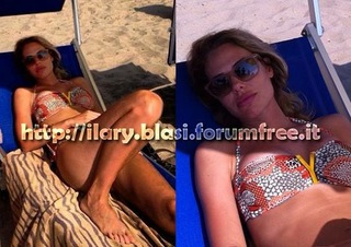Ilary Blasi feet photo thumbnail