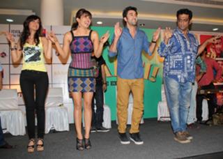 Ileana D'Cruz feet photo thumbnail