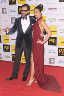 Ileana D'Cruz feet photo thumbnail