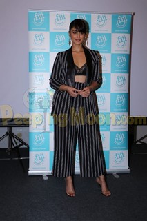 Ileana D'Cruz feet photo thumbnail