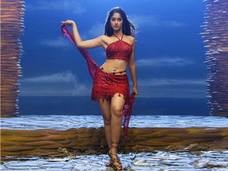 Ileana D'Cruz feet photo thumbnail
