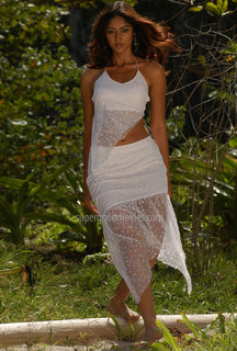 Ileana D'Cruz feet photo thumbnail