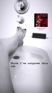 Ileana D'Cruz feet photo thumbnail