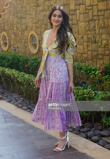 Ileana D'Cruz feet photo thumbnail